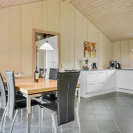 Holiday home 3 Bedroom Cozy In Sydals